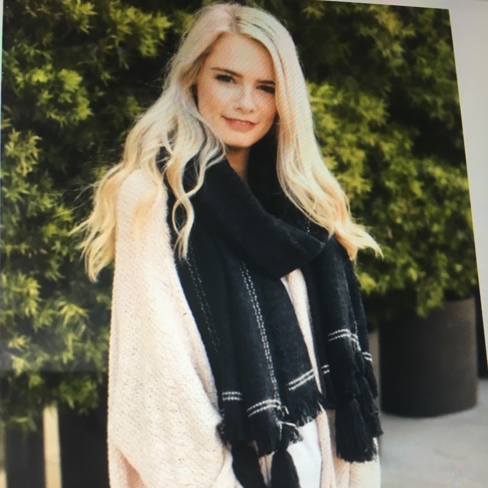 Beautiful Black Scarves